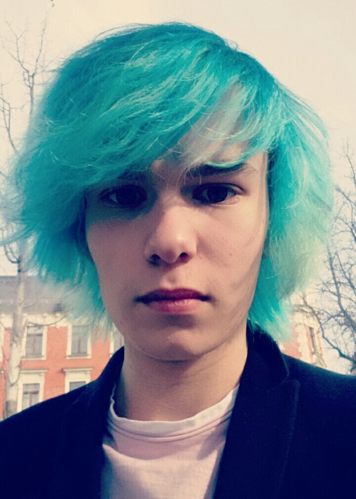 Me Blue