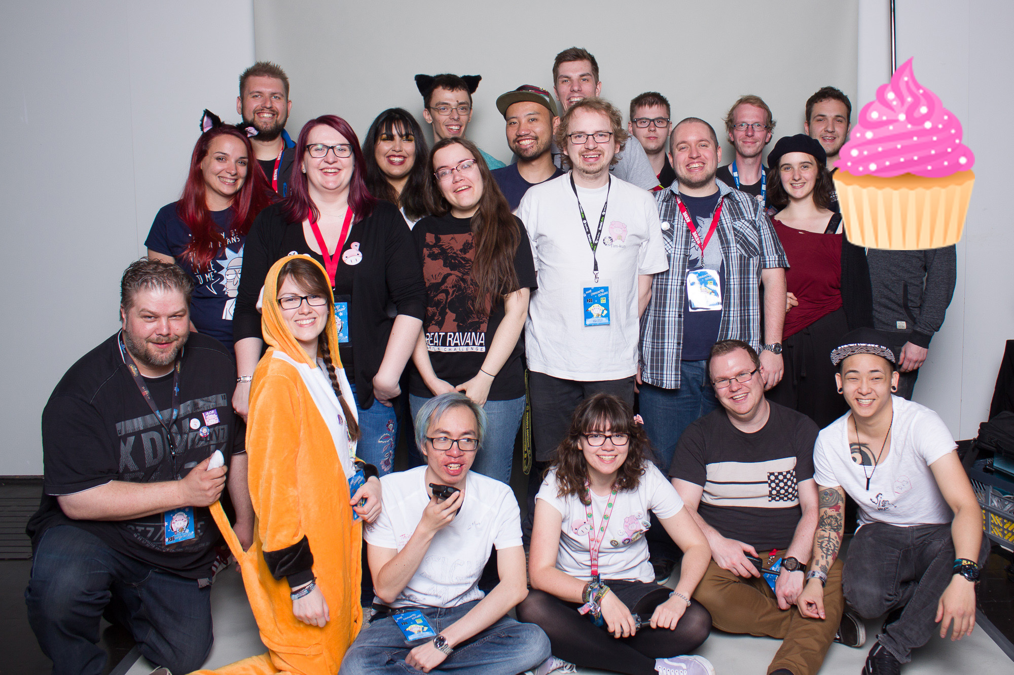 Community-Gruppenbild am DoKomi-Samstag