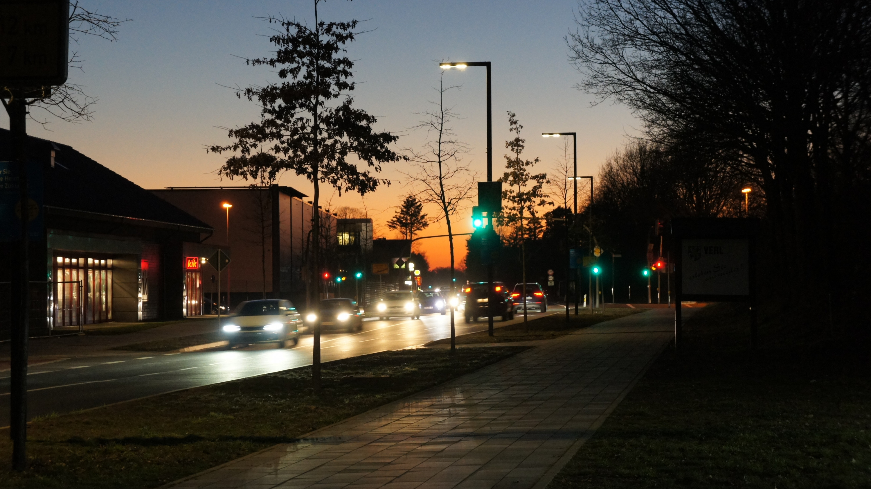 Sonnenuntergang vor der Haustür