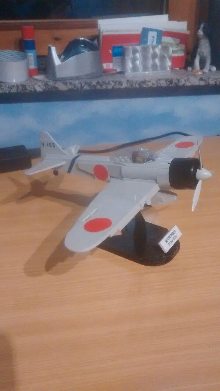 Mitsubishi A6M2 Zero