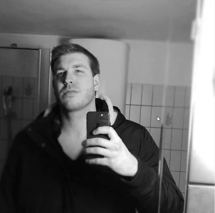 Hi
