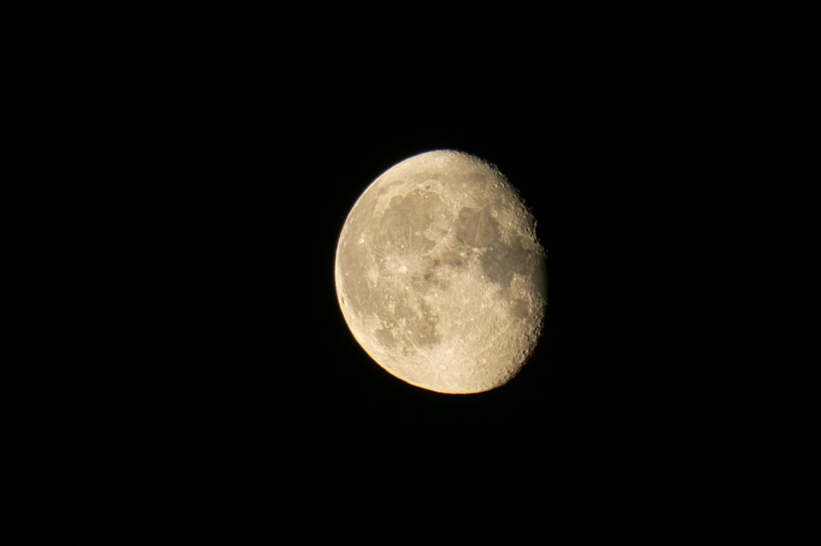 Ein Mond