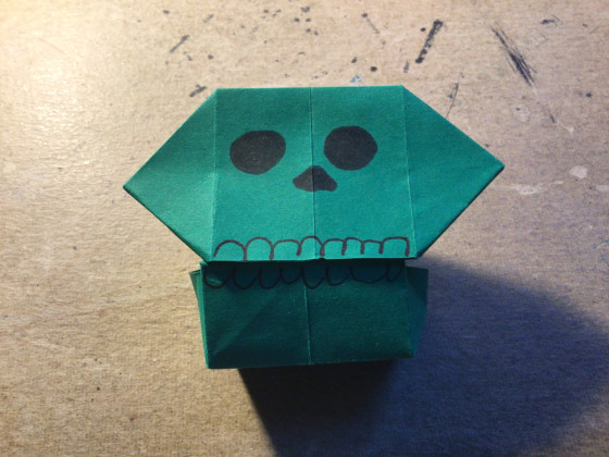 Origami Schädel