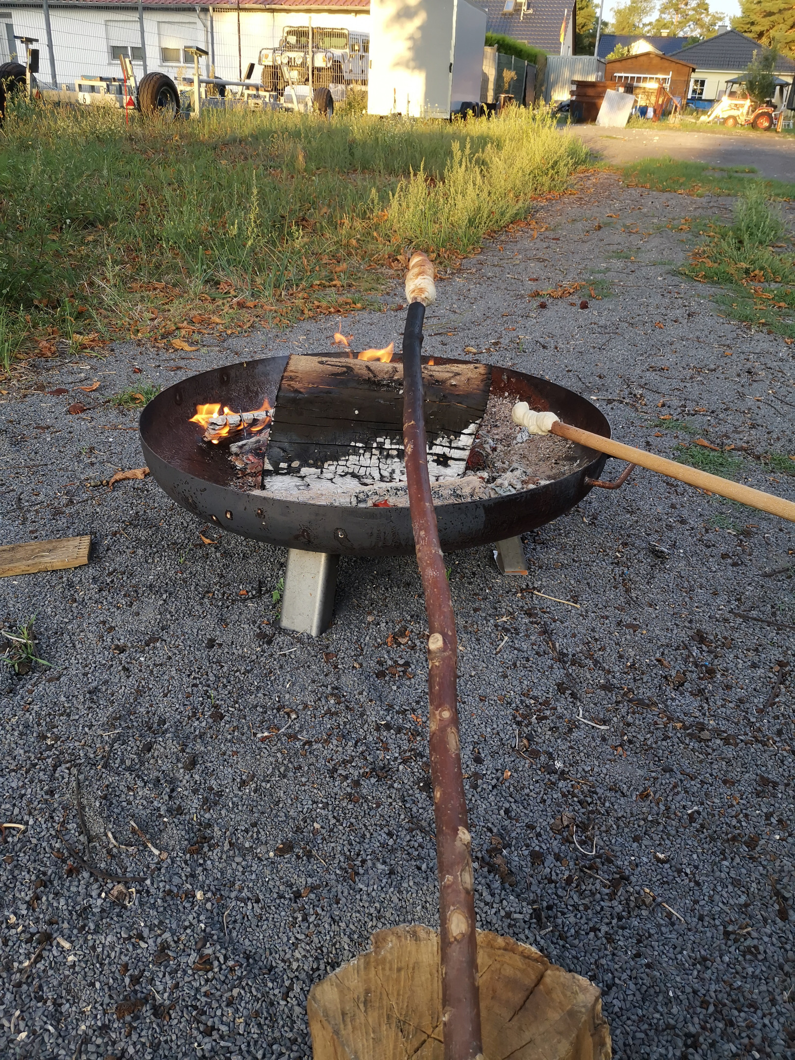 Feuer und Stockbrot :D