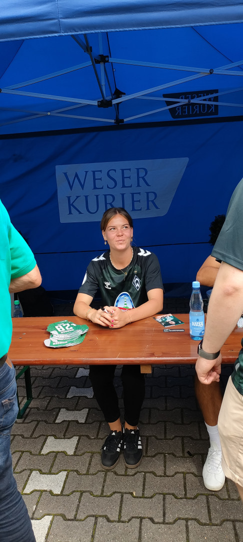 Tag der Fans Werder Bremen 06.08.2023 Juliane Wirtz
