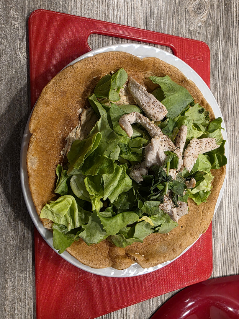 Pfannkuchen mit Hähnchen