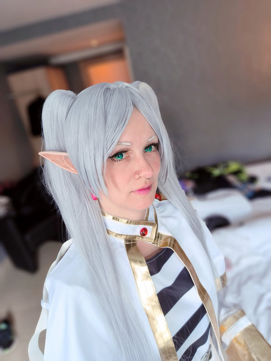 Dokomi Cosplay - Frieren