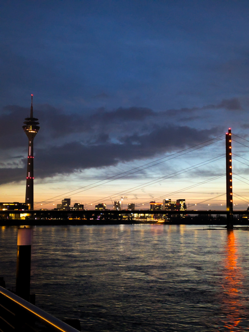 🌫️🌙🌃🛥️