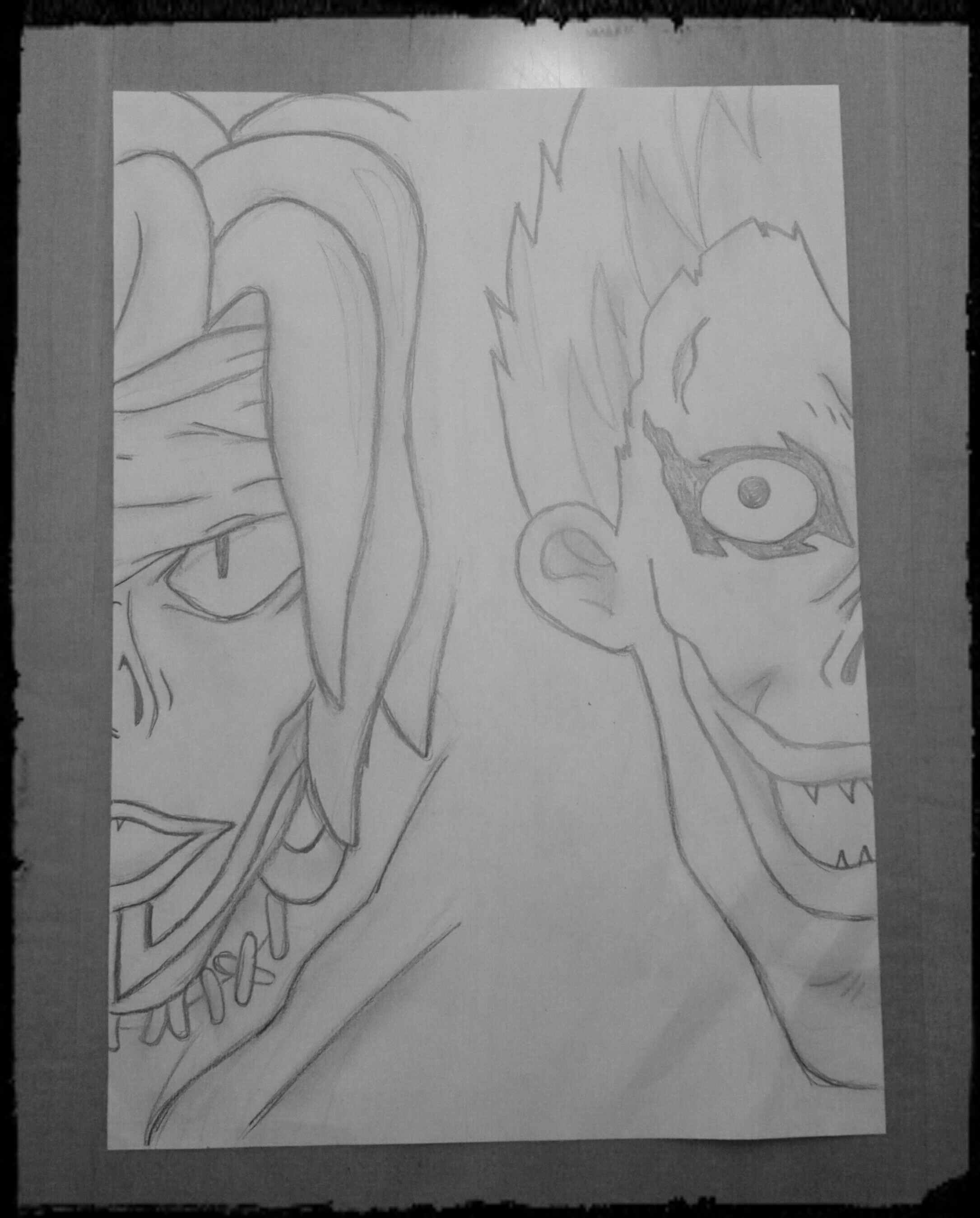 Shinigamis Rem und Ryuk aus Death Note