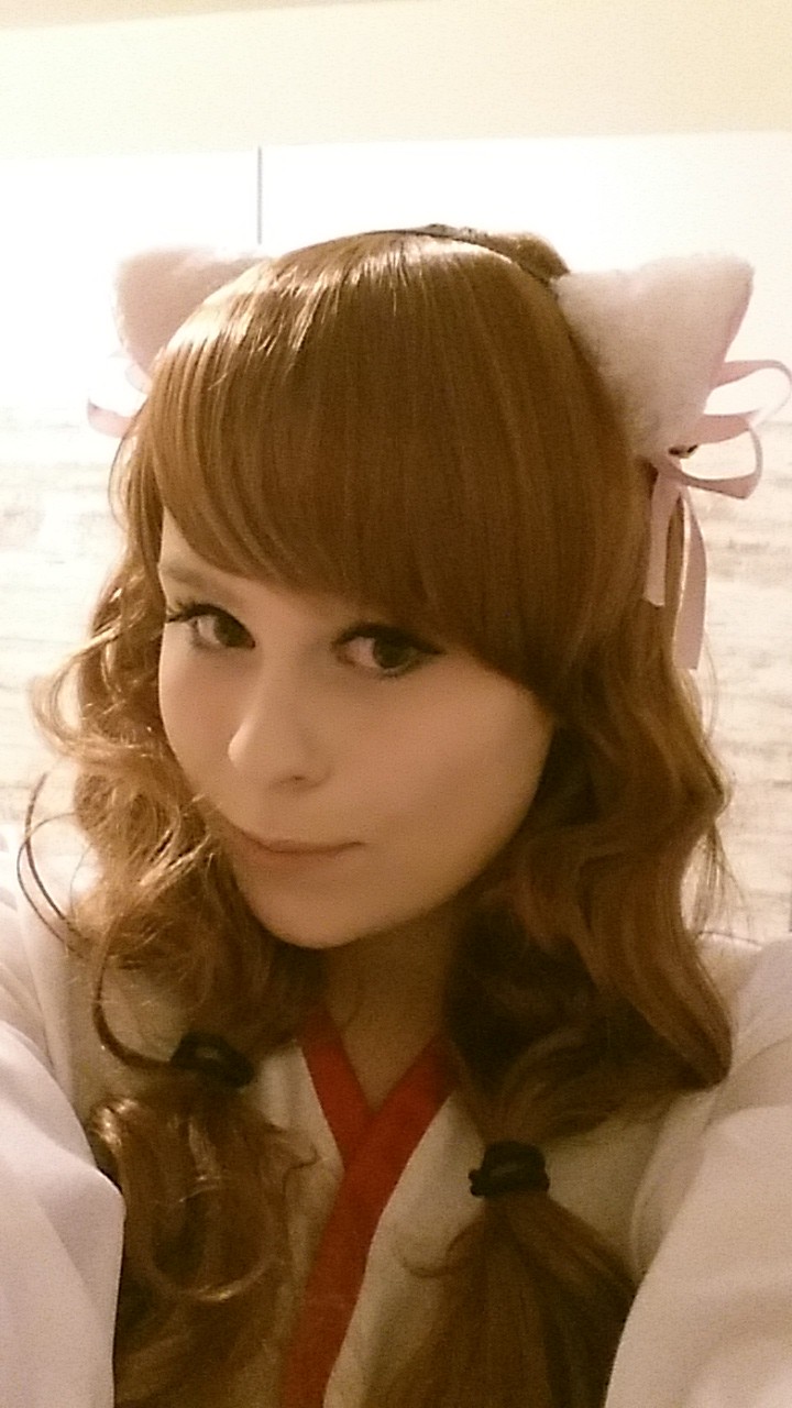 Missy-chans Cosplay: Neko-Miko