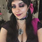 Rosa + Goth